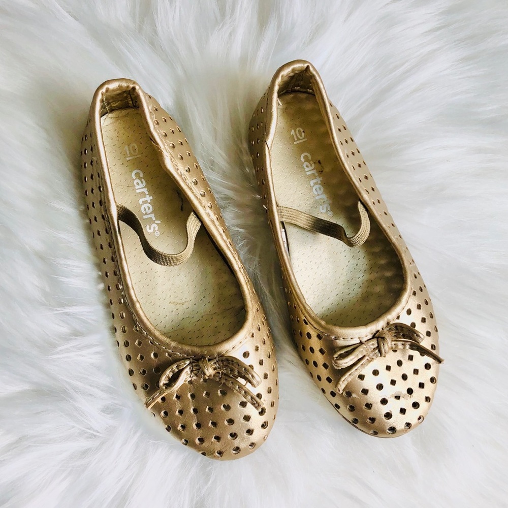 EUC Carter’s Gold Perforated Flats